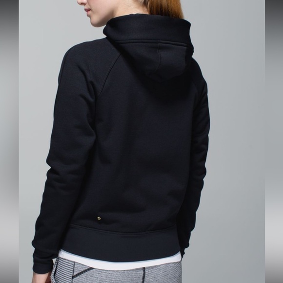 Lululemon Warm Core Hoodie 4 - Picture 2 of 9